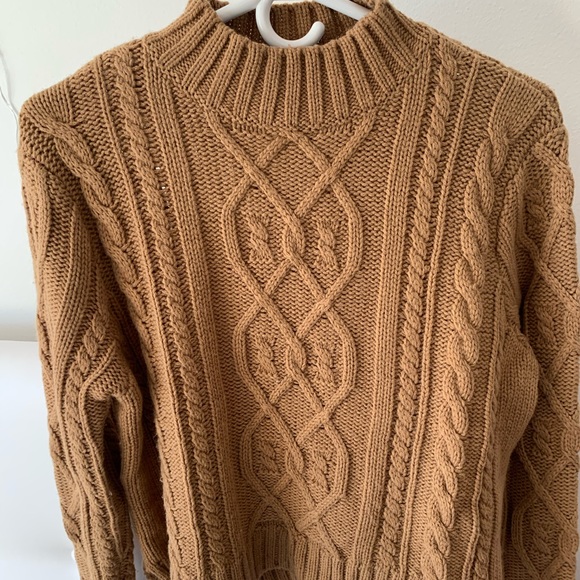 FOREVER 21 // knit mock neck - Picture 3 of 3